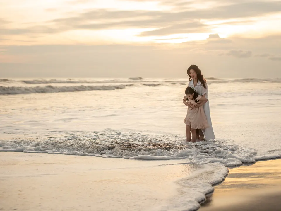 Family portrait on a Bali beach