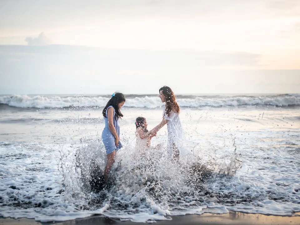 Family portrait on a Bali beach